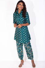 Load image into Gallery viewer, Beetle Green Collared Muslin Coord Set